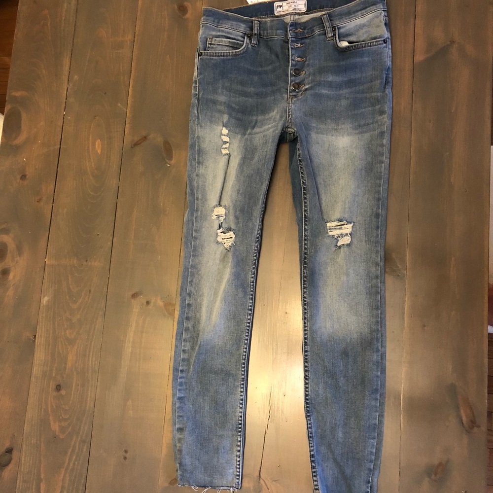 Free People Distressed Jeans